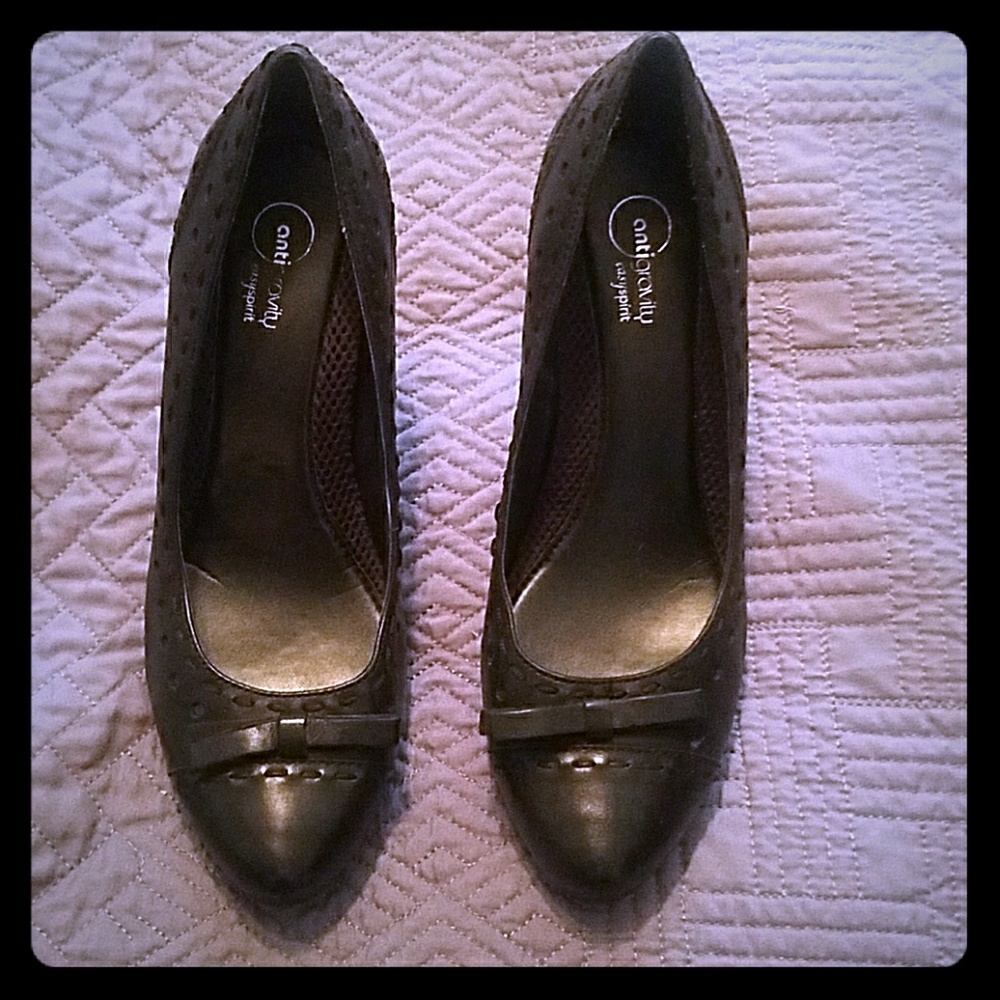 Easy spirit antigravity black heels